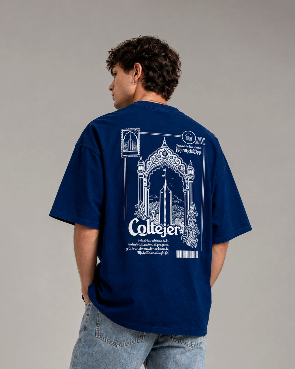 Camiseta Oversize Tropilustra - COLTEJER MEDELLÍN