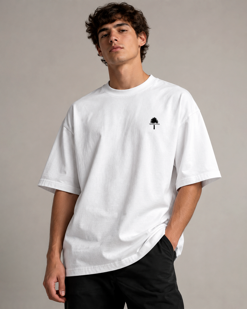 Camiseta Oversize Tropilustra - LA DOLCE VITA